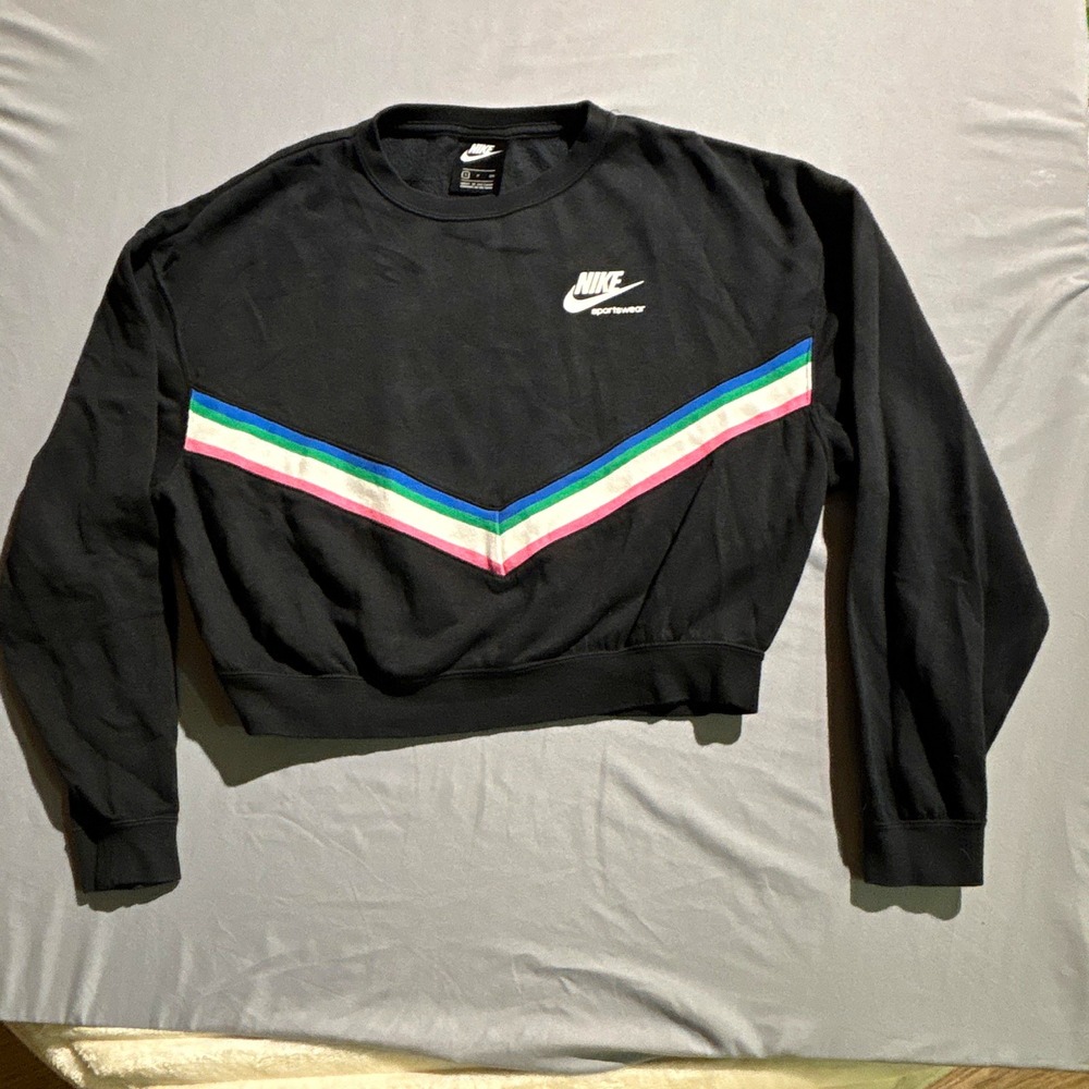 Nike Sportswear Women S Black Cropped Sweatshirt Heritage Chevron Stripe AR2505
